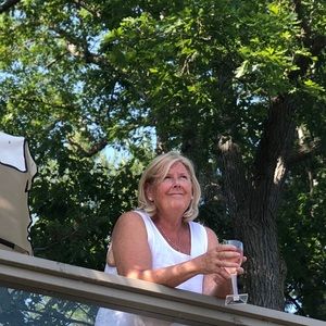 Meet your Posher, Jane